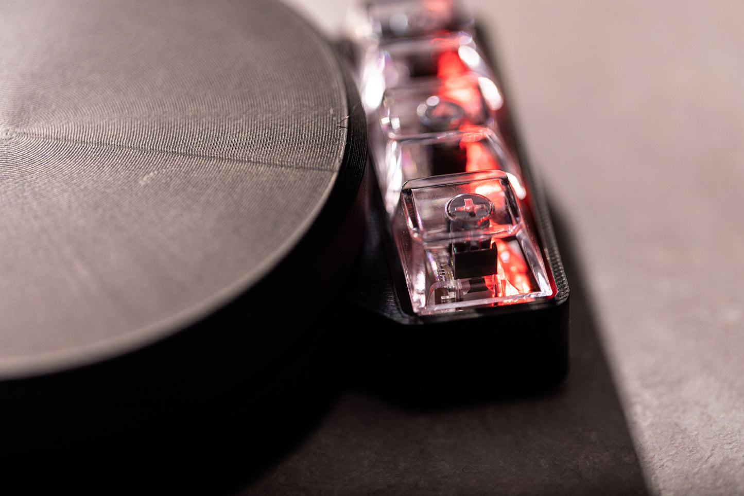 KNOB V2.1: Volume Dial and Macropad with VIA & QMK Customization