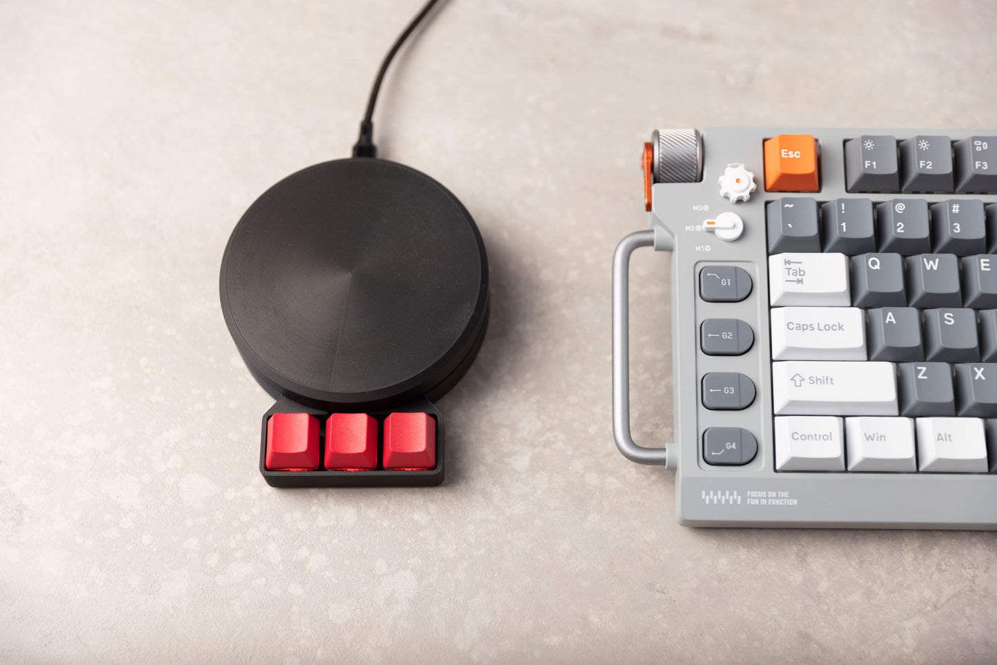 KNOB V2.1: Volume Dial and Macropad with VIA & QMK Customization